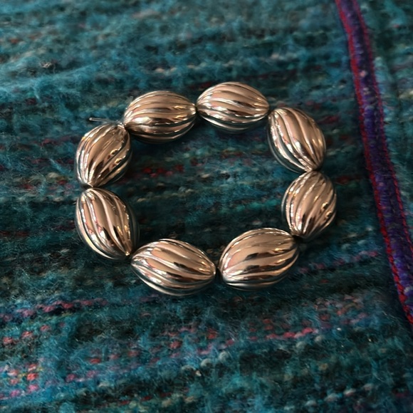 Bracelets - Picture 5 of 5